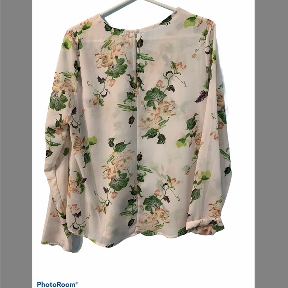 ARDENE FLOWY BLOUSE TIE-UP FRONT WITH BUTTON BACK - Picture 2 of 4